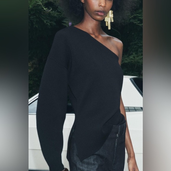 Zara - NWT Asymmetric Knit Black One Long Sleeve Blouse Size Small - Picture 1 of 10
